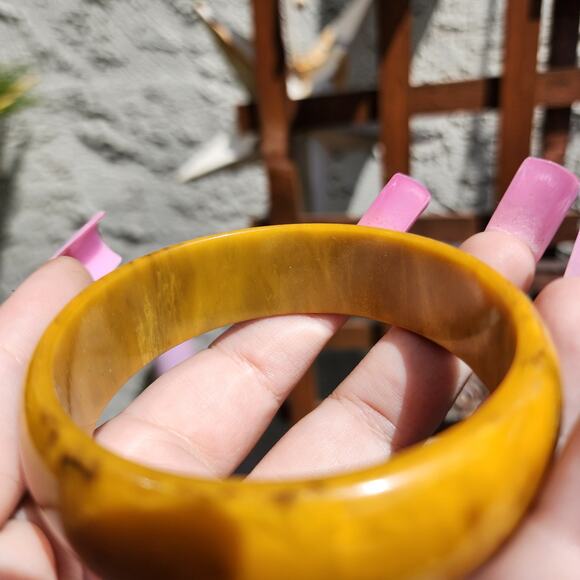 Vtg TESTED Butterscotch Bakelite Bangle Yellow Brown Marble End of Day Bracelet - Picture 11 of 17